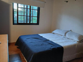 Cómoda habitación con baño completo en Bajo de San Isidro